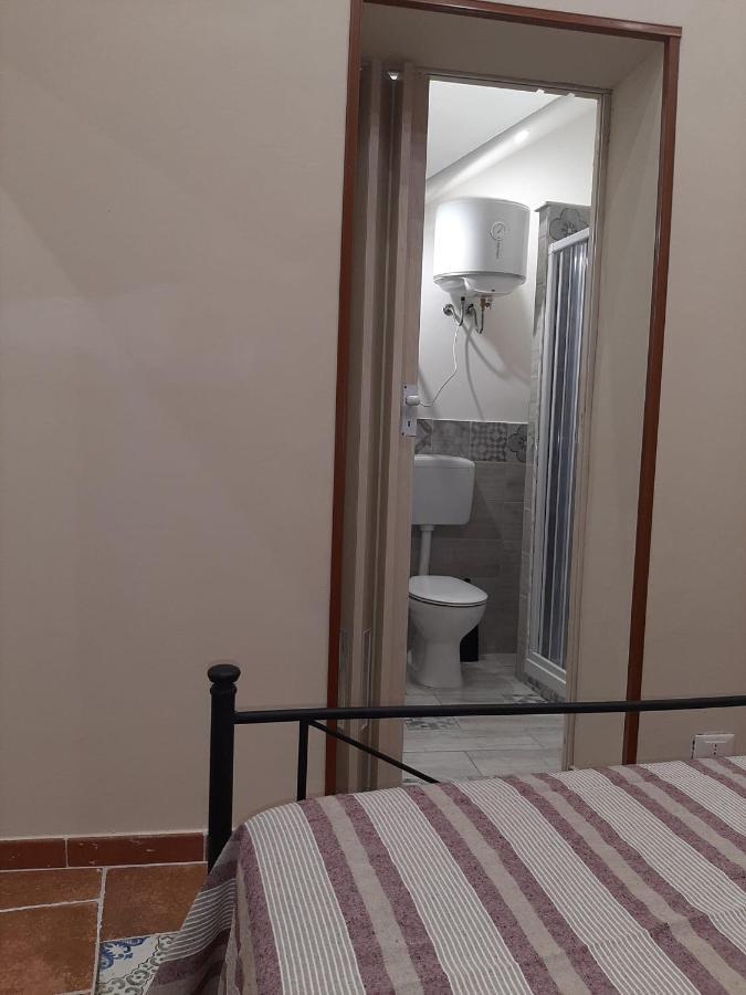 Casa Vacanza Di Via Giacalone Palermo Ngoại thất bức ảnh