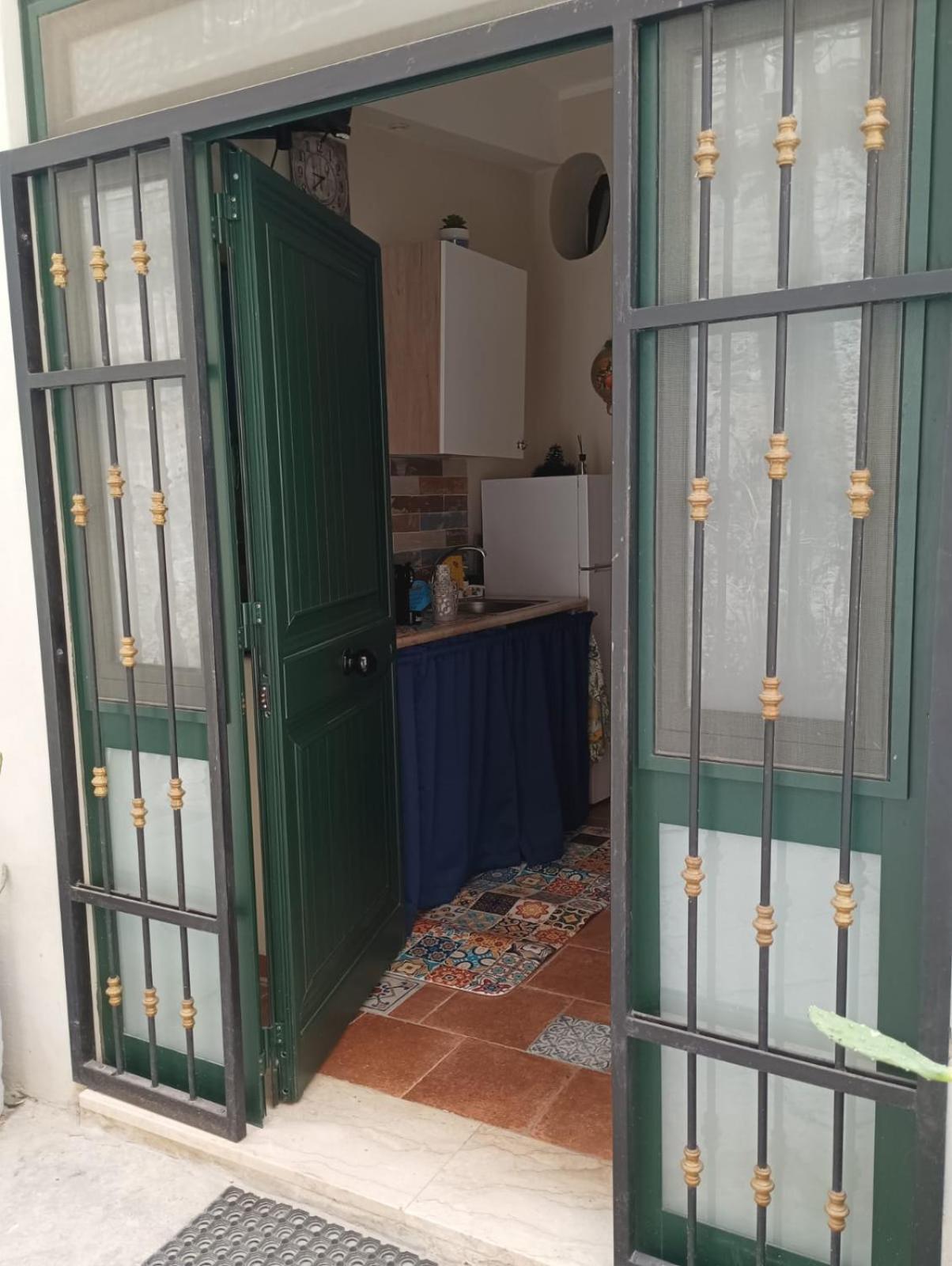 Casa Vacanza Di Via Giacalone Palermo Ngoại thất bức ảnh